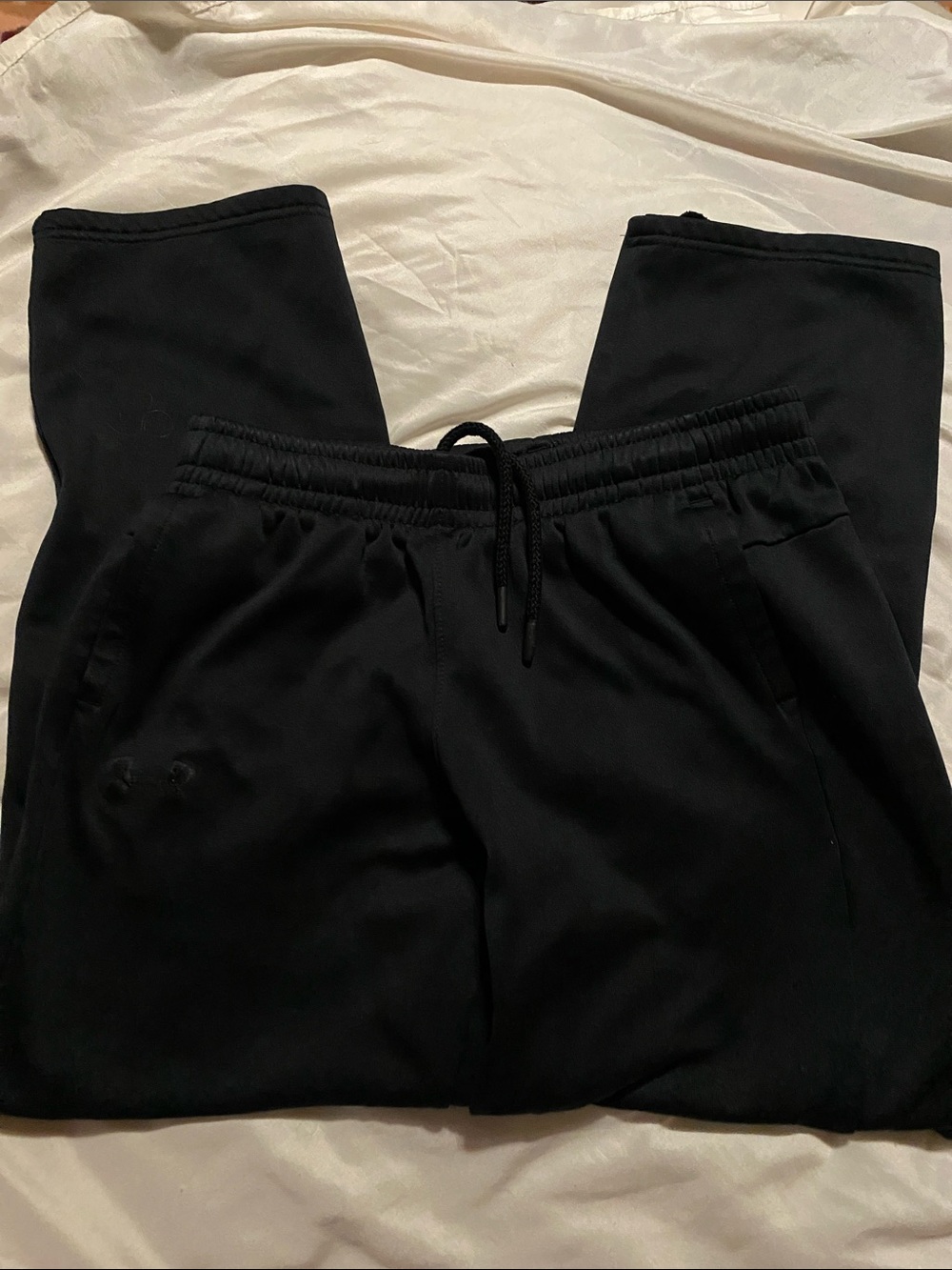 Youth UnderArmor sweats.